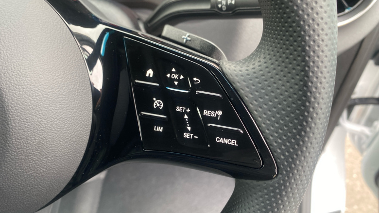 Mercedes-Benz Sprinter 315Cdi L2 Diesel Rwd 3.5t H2 Pro Van 9G-Tronic